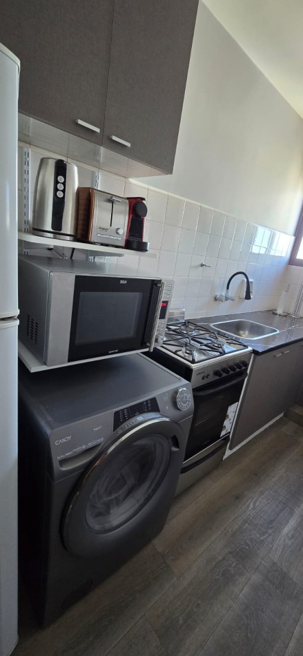 Exclusivo 3 Ambientes Reciclado Con Vista al Mar - LA PERLA