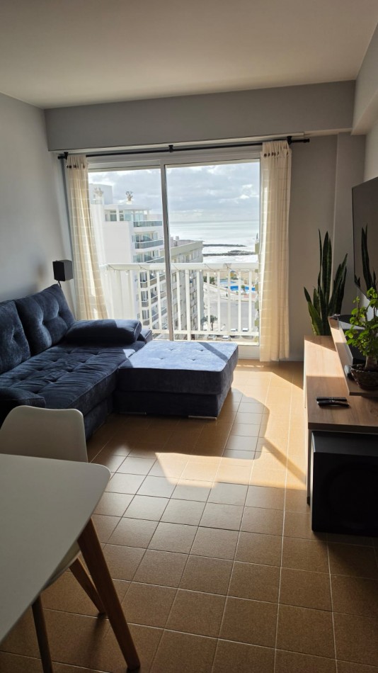 Exclusivo 3 Ambientes Reciclado Con Vista al Mar - LA PERLA