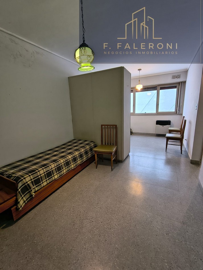 Departamento de 1 Ambiente. Zona Plaza Colon 