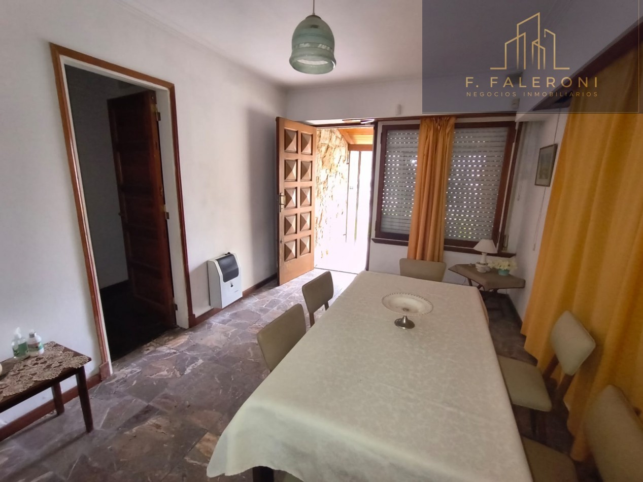 LOTE DE 299 M2 CON CHALET A RECICLAR. B° POMPEYA