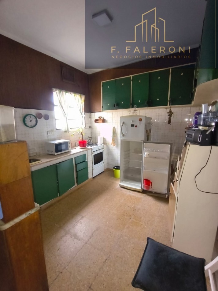 LOTE DE 299 M2 CON CHALET A RECICLAR. B° POMPEYA