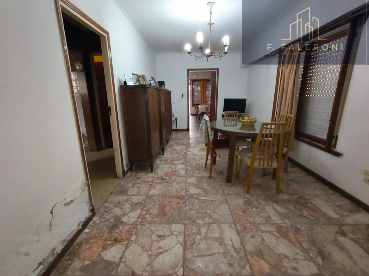 LOTE DE 299 M2 CON CHALET A RECICLAR. B° POMPEYA